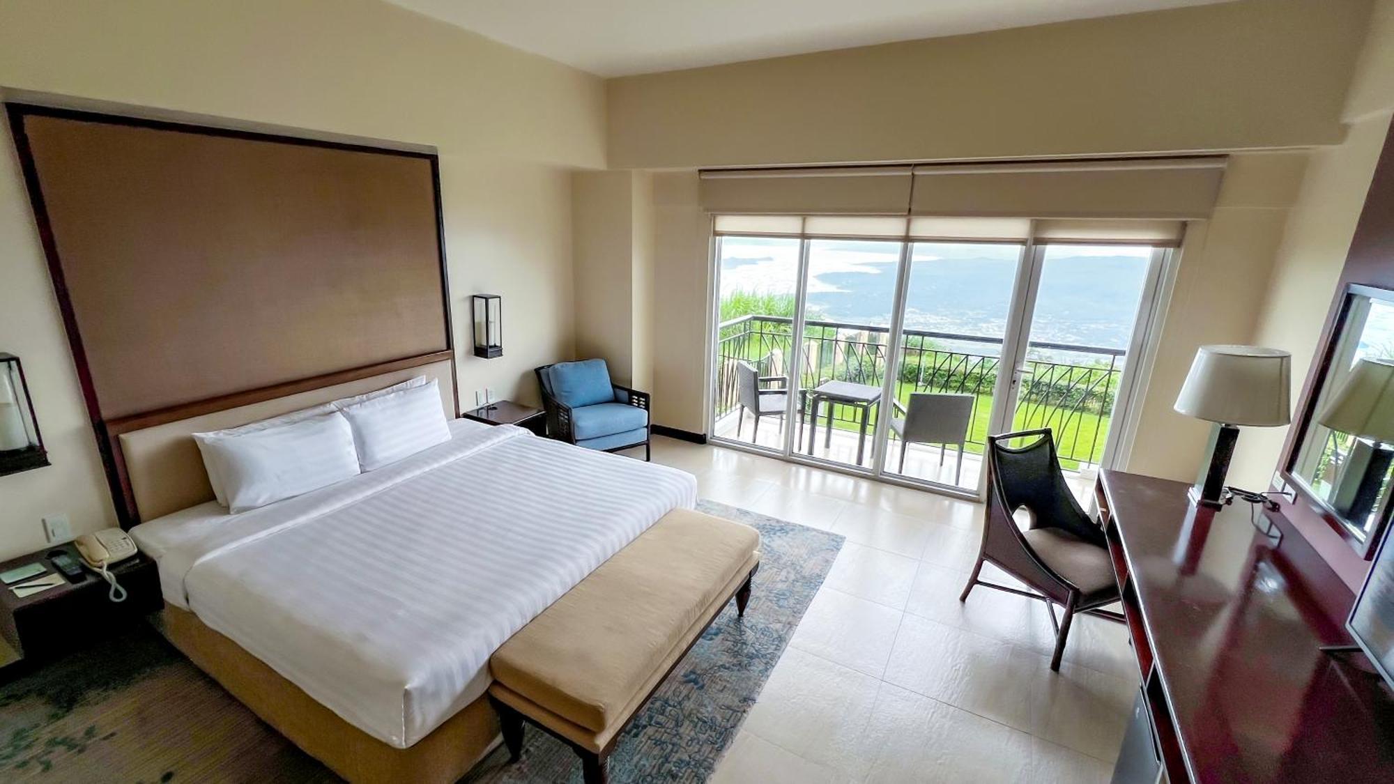 Taal Vista Hotel Tagaytay City Ngoại thất bức ảnh Deluxe Ocean View Room