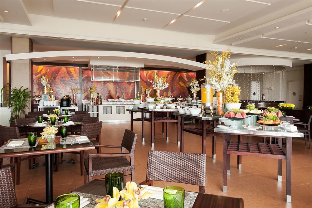 Taal Vista Hotel Tagaytay City Ngoại thất bức ảnh The restaurant